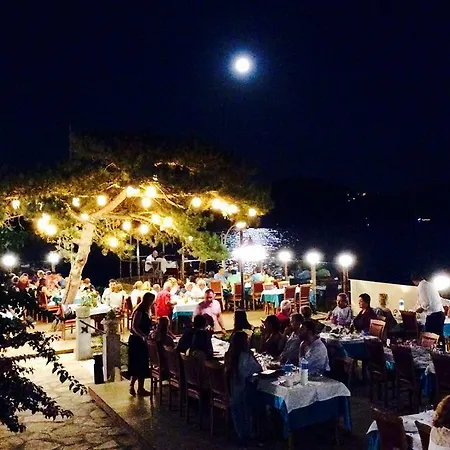 Pyrgos Hotel Burgazada