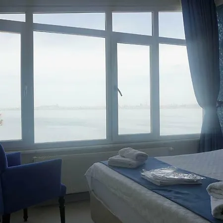 Pyrgos Hotel Burgazada